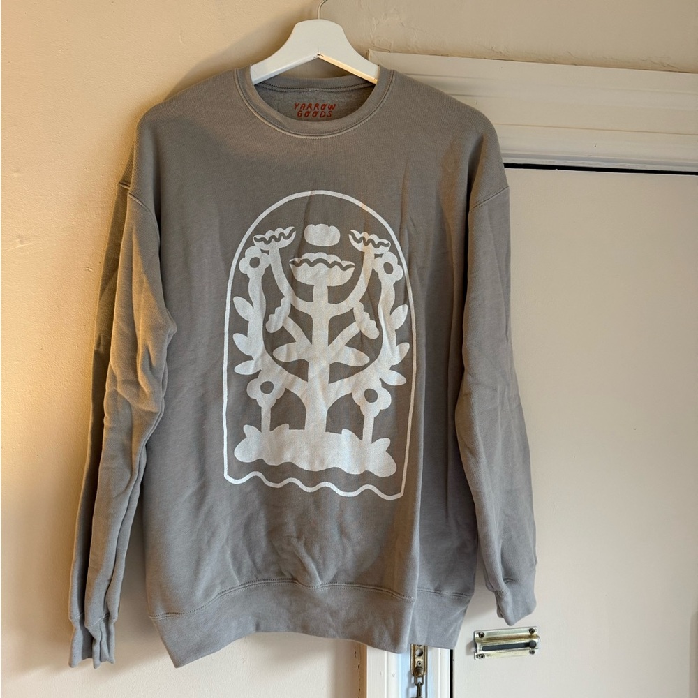 Soft Gray Crewneck Sweater with White Graphic